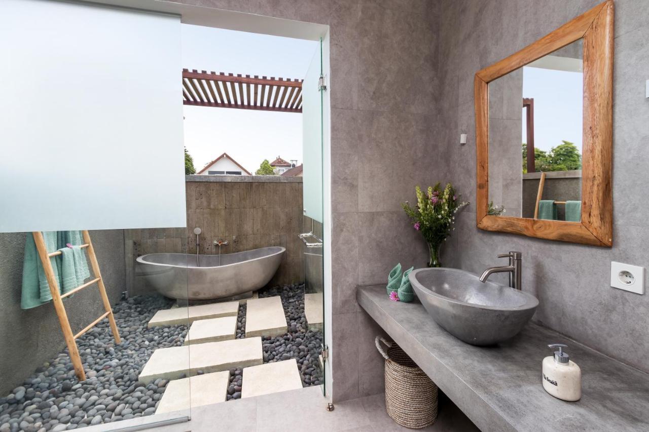 Villa Besakih 5Br, 5 Mins To Beach - Canggu Exteriér fotografie