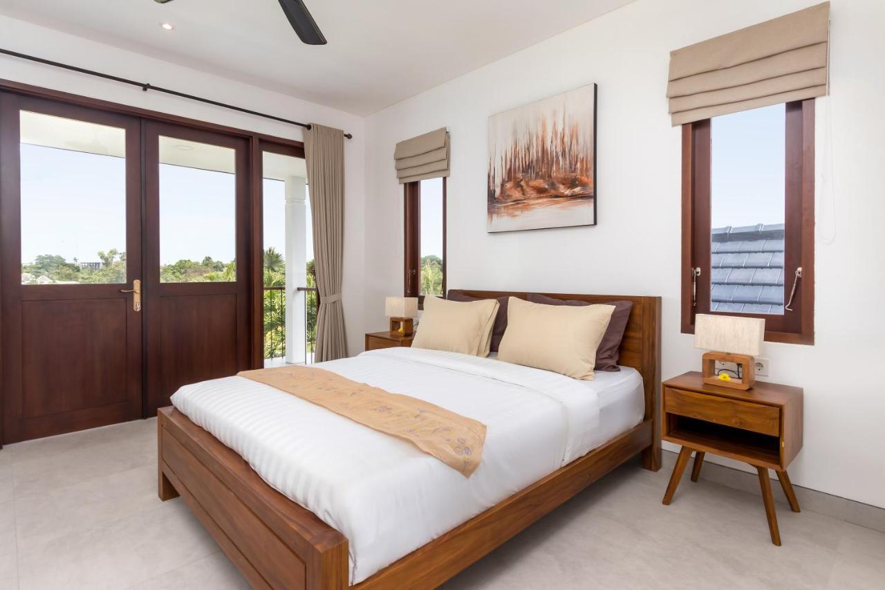 Villa Besakih 5Br, 5 Mins To Beach - Canggu Exteriér fotografie