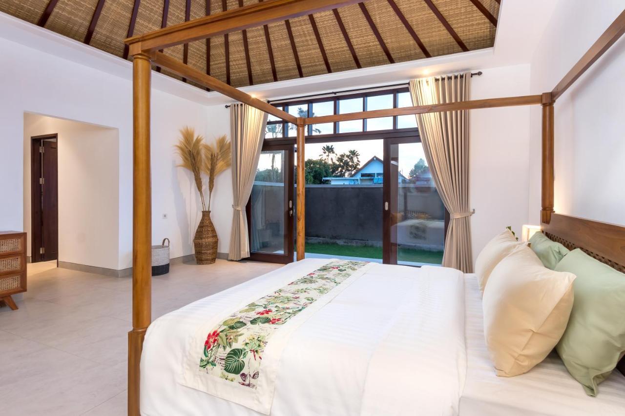 Villa Besakih 5Br, 5 Mins To Beach - Canggu Exteriér fotografie